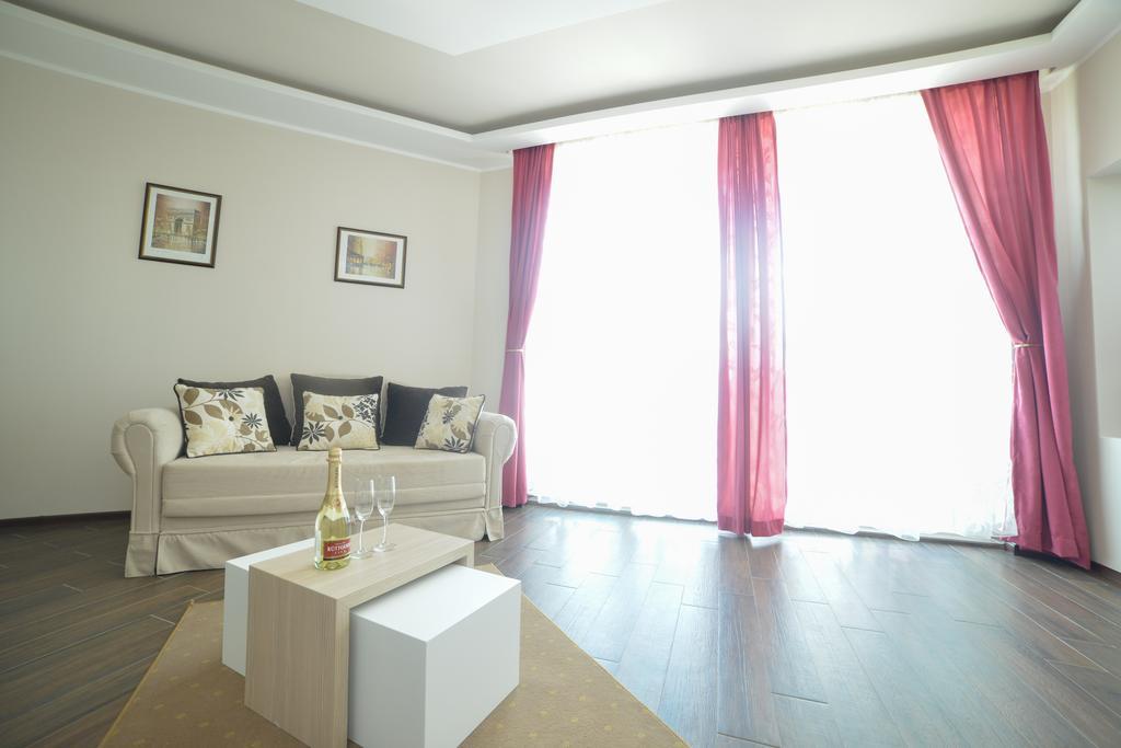 Kesten Futog Kamer foto